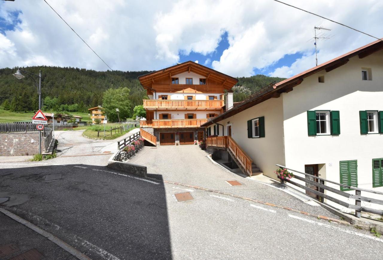 Casa Dorich Appartement Pozza di Fassa Buitenkant foto